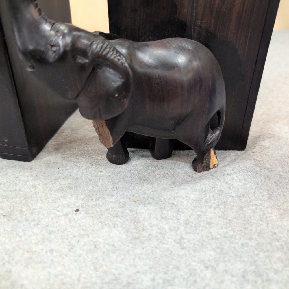 Vintage Hand Carved Wooden Elephant Bookends Dark Wood Broken Leg - Picture 6 of 6